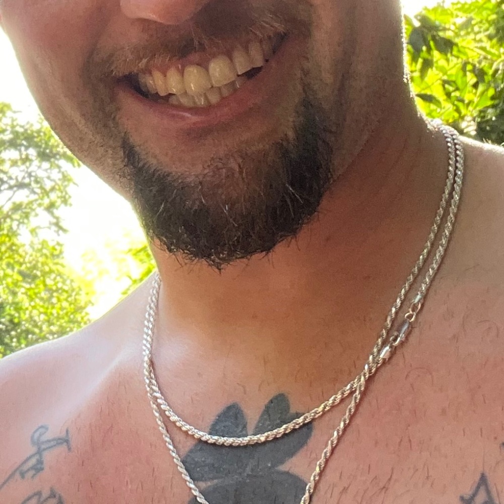 Meet your Posher, Thomas